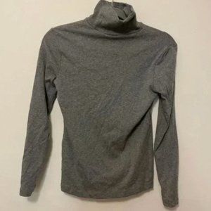 H & M turtleneck sweater